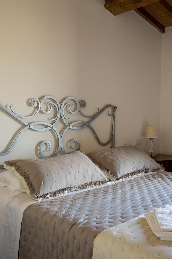 Agriturismo San Marcello 卡斯蒂戈隆·多尔希亚 外观 照片
